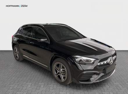 Mercedes-Benz - GLA