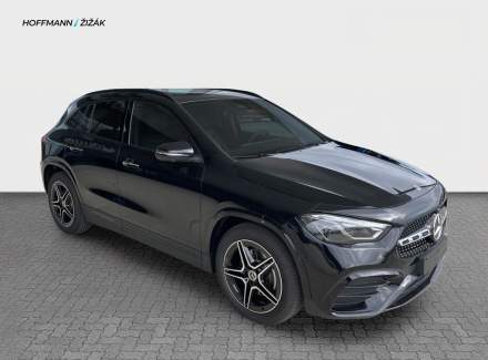 Mercedes-Benz - GLA