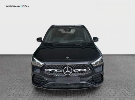 Mercedes-Benz - GLA