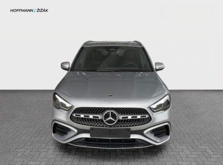 Mercedes-Benz - GLA