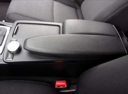 Mercedes-Benz - C-class