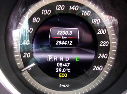 Mercedes-Benz - C-class