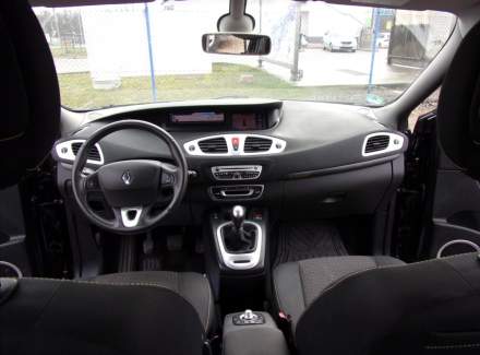 Renault - Scenic