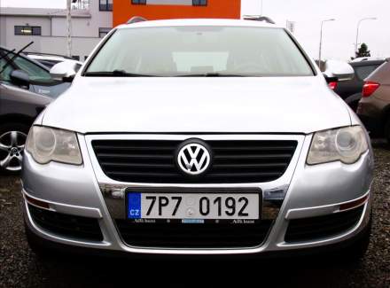 Volkswagen - Passat