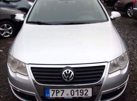 Volkswagen - Passat