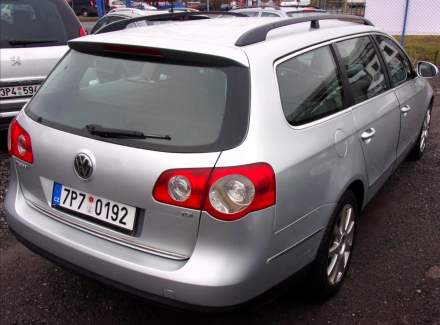 Volkswagen - Passat