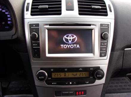Toyota - Avensis