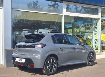 Peugeot - 208