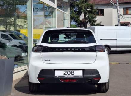 Peugeot - 208