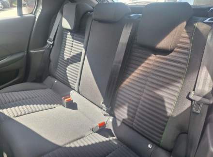 Peugeot - 208