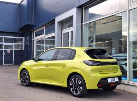 Peugeot - 208
