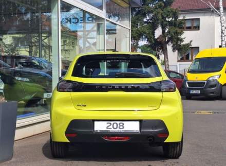 Peugeot - 208