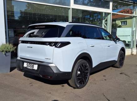 Peugeot - 5008
