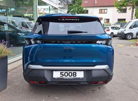 Peugeot - 5008