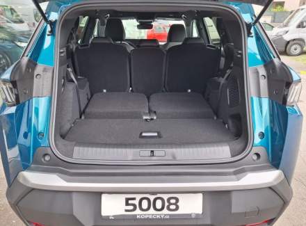 Peugeot - 5008