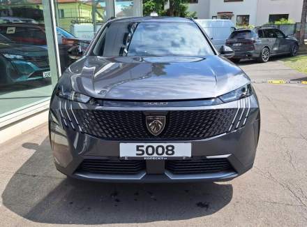 Peugeot - 5008