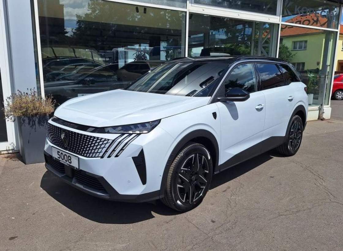 Peugeot - 5008