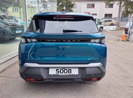 Peugeot - 5008