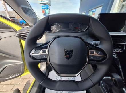 Peugeot - 208