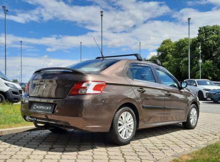 Peugeot - 301