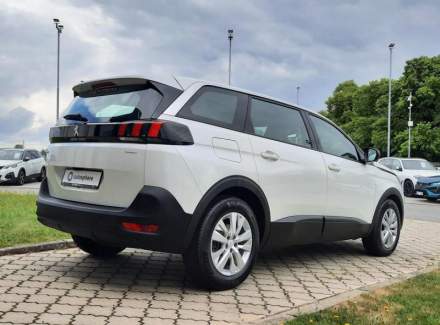 Peugeot - 5008