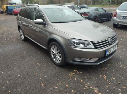 Volkswagen - Passat