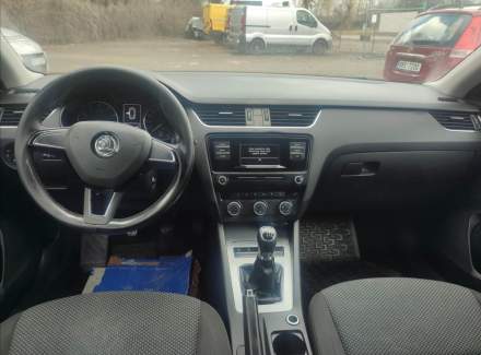 Škoda - Octavia