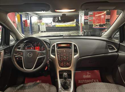 Opel - Astra