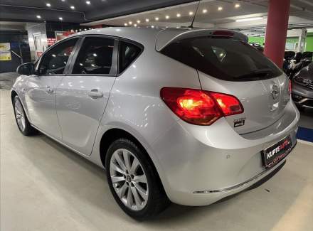 Opel - Astra