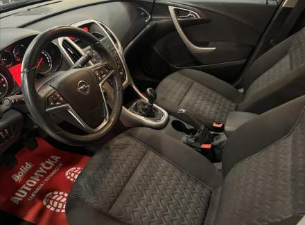 Opel - Astra