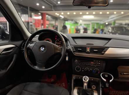 BMW - X1