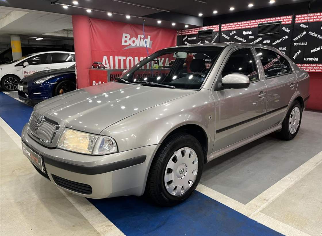 Škoda - Octavia