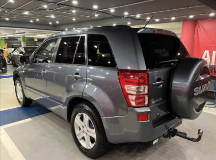 Suzuki - Grand Vitara