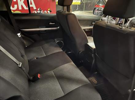 Suzuki - Grand Vitara