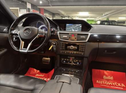 Mercedes-Benz - E-class