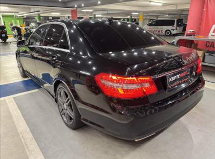 Mercedes-Benz - E-class