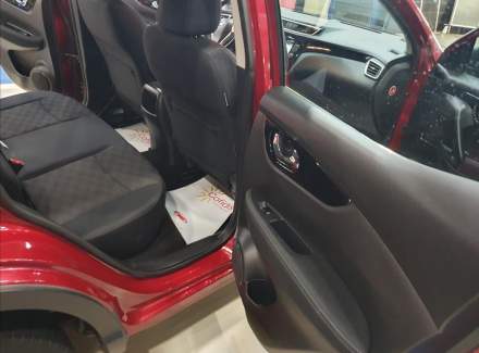 Nissan - Qashqai