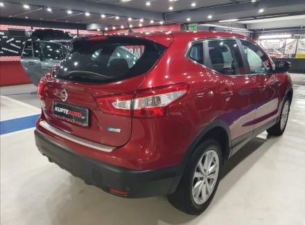 Nissan - Qashqai