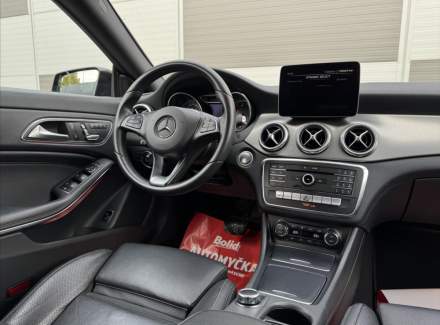 Mercedes-Benz - CLA