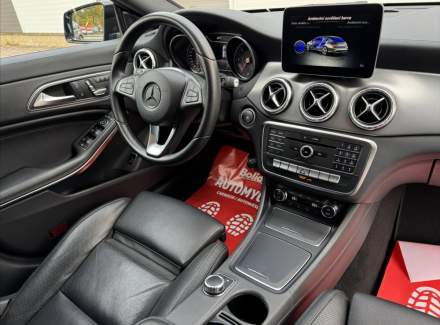Mercedes-Benz - CLA