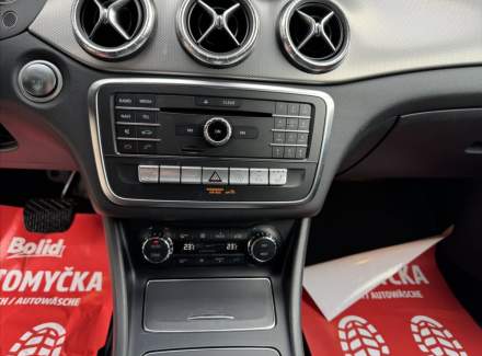 Mercedes-Benz - CLA