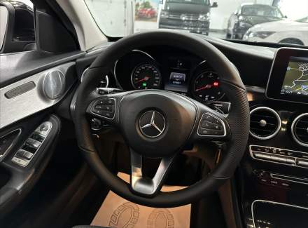 Mercedes-Benz - C-class