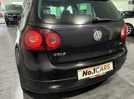 Volkswagen - Golf