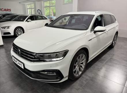 Volkswagen - Passat