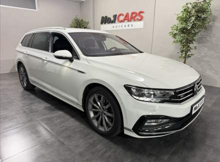 Volkswagen - Passat