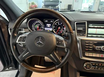 Mercedes-Benz - GL