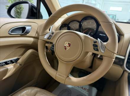 Porsche - Cayenne