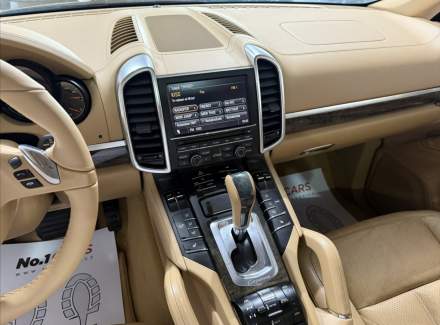 Porsche - Cayenne