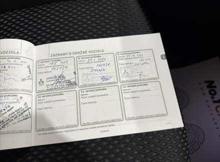 Mitsubishi - Outlander