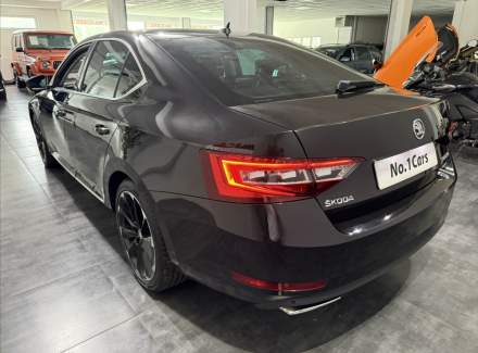 Škoda - Superb